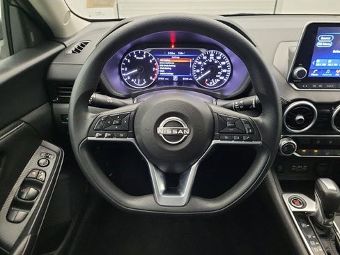 Used 2024 Nissan Sentra SV FWD image 22