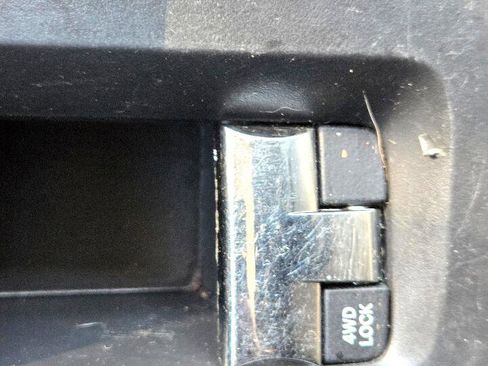 Used 2014 Jeep Patriot Latitude image 28