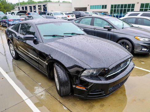 Used 2014 Ford Mustang Coupe w/ Equipment Group 102A RWD image 2