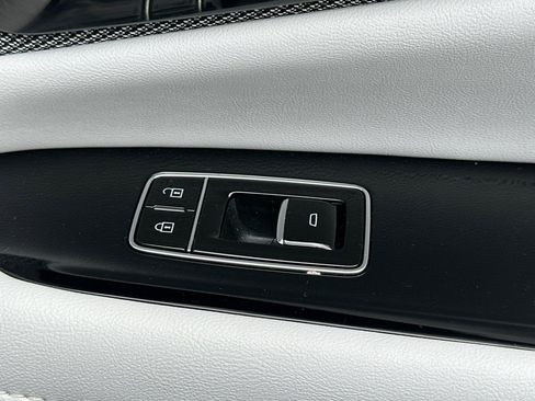 Certified 2025 Cadillac Optiq Luxury 1 image 21