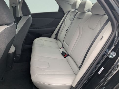 New 2026 Hyundai Elantra Limited FWD image 13