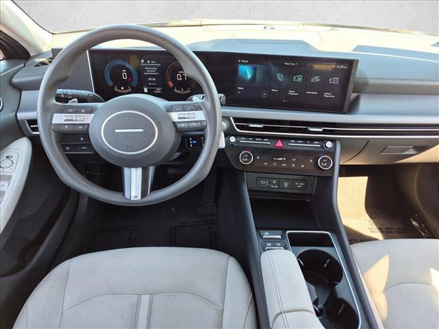 Used 2025 Hyundai Sonata SEL FWD image 22