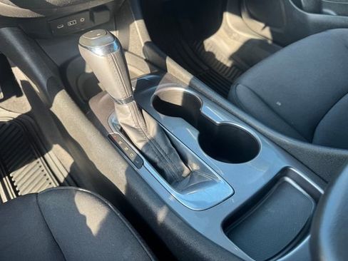 Used 2020 Chevrolet Malibu RS FWD image 18