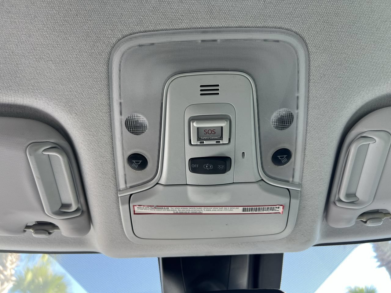 Used 2020 Toyota Prius Limited FWD image 28