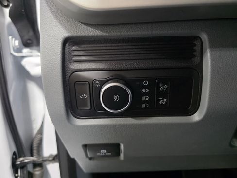 Used 2025 Ford F350 XLT w/ FX4 Off-Road Package AWD/4WD image 26
