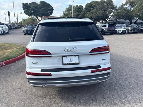 Used 2022 Audi Q7 3.0T Premium Plus w/ Premium Plus Package AWD/4WD image 4