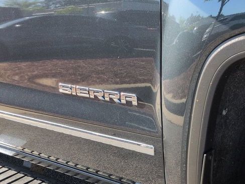 Used 2018 GMC Sierra 1500 SLT w/ SLT Premium Package image 14