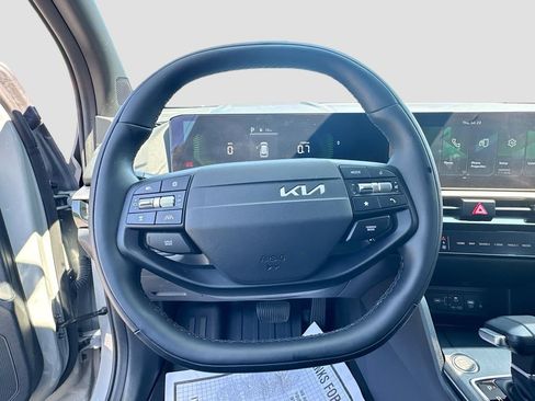 Certified 2026 Kia Sportage X-Line w/ X-Line Premium Package AWD/4WD image 14