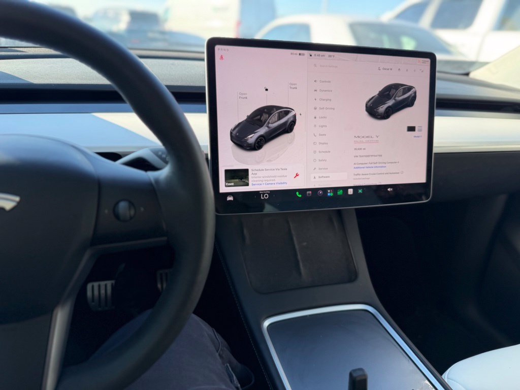 Used 2023 Tesla Model Y Performance AWD/4WD image 8