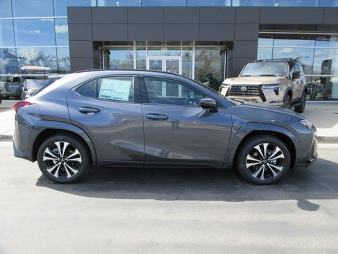 New 2025 Lexus UX 300h AWD image 12