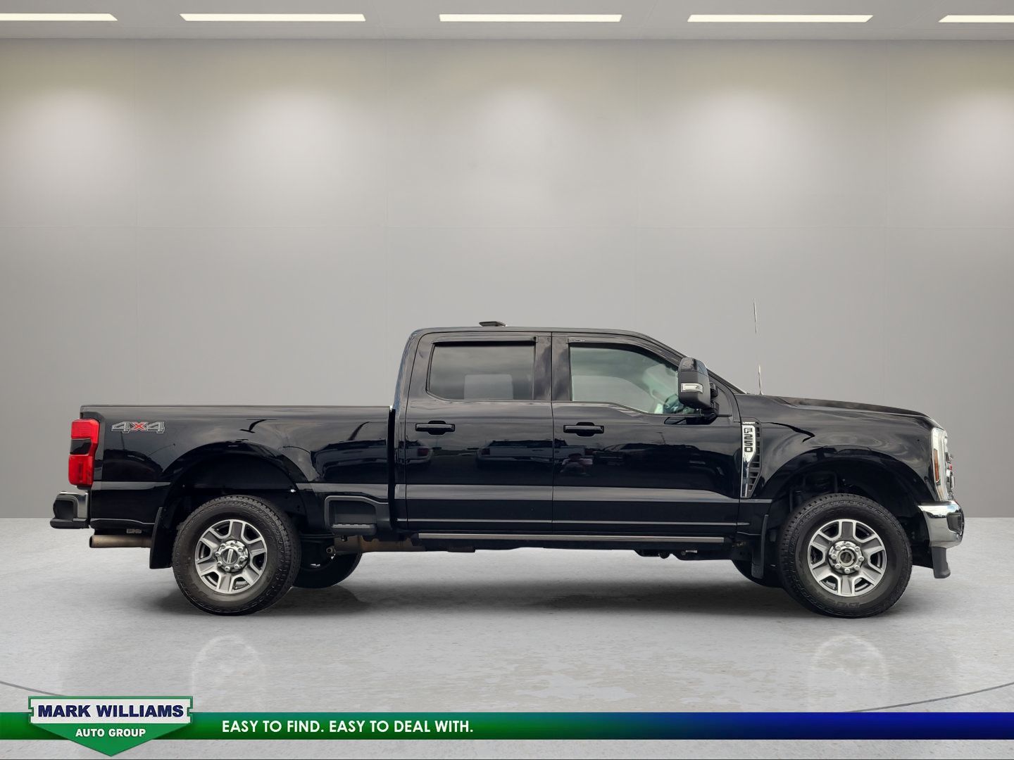 Used 2024 Ford F250 Lariat w/ Lariat Ultimate Package AWD/4WD image 2