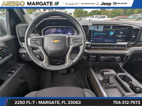 Used 2024 Chevrolet Silverado 1500 LT w/ Safety Package AWD/4WD image 15