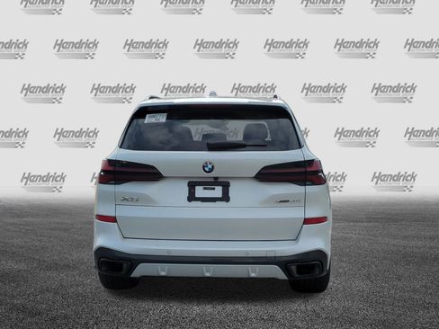 Used 2026 BMW X5 xDrive40i w/ M Sport Package image 9