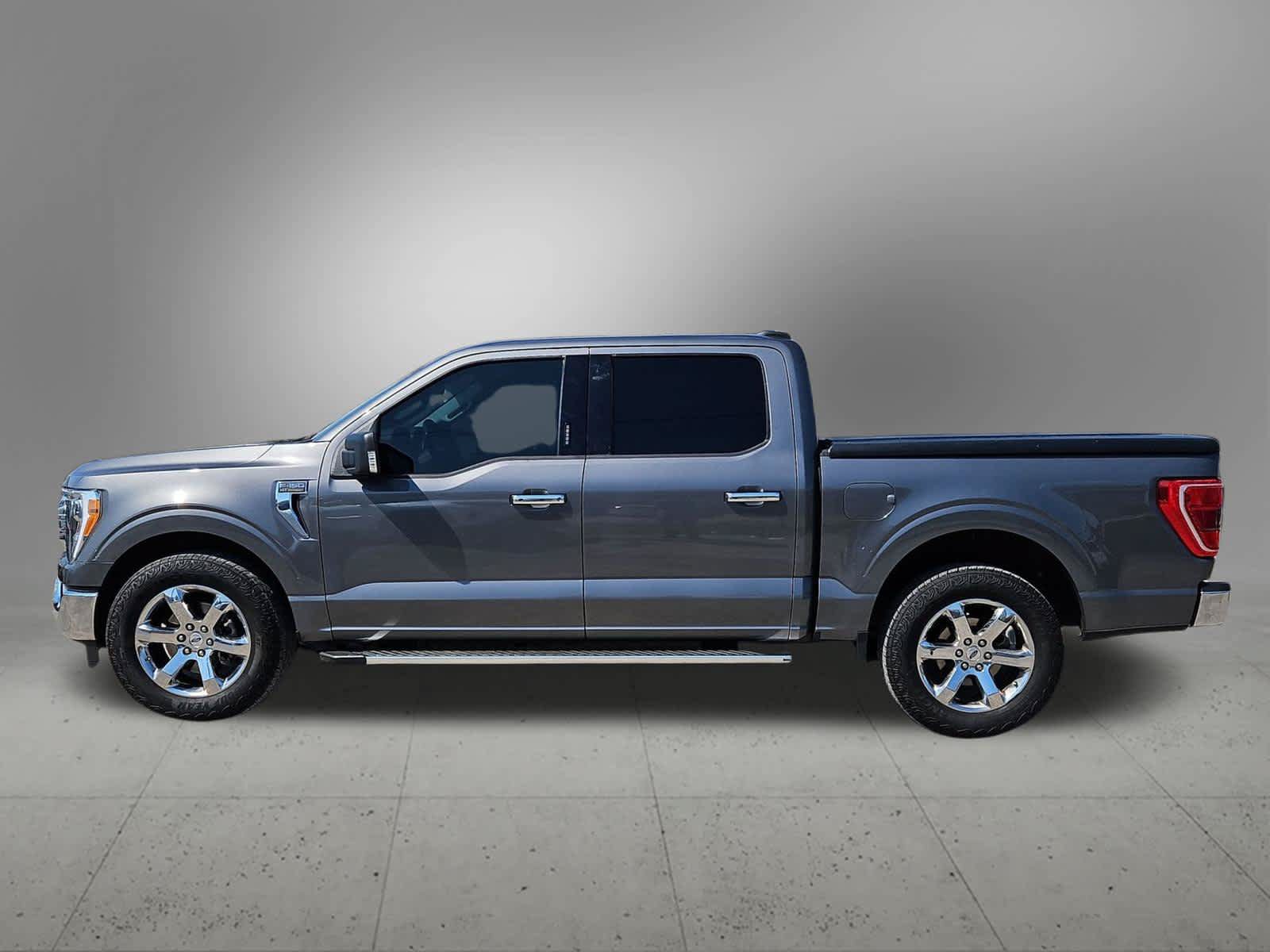Used 2023 Ford F150 XLT w/ Equipment Group 302A High RWD image 3
