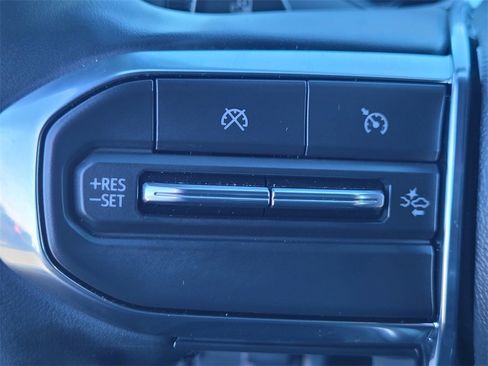 Used 2026 GMC Sierra EV Elevation image 22