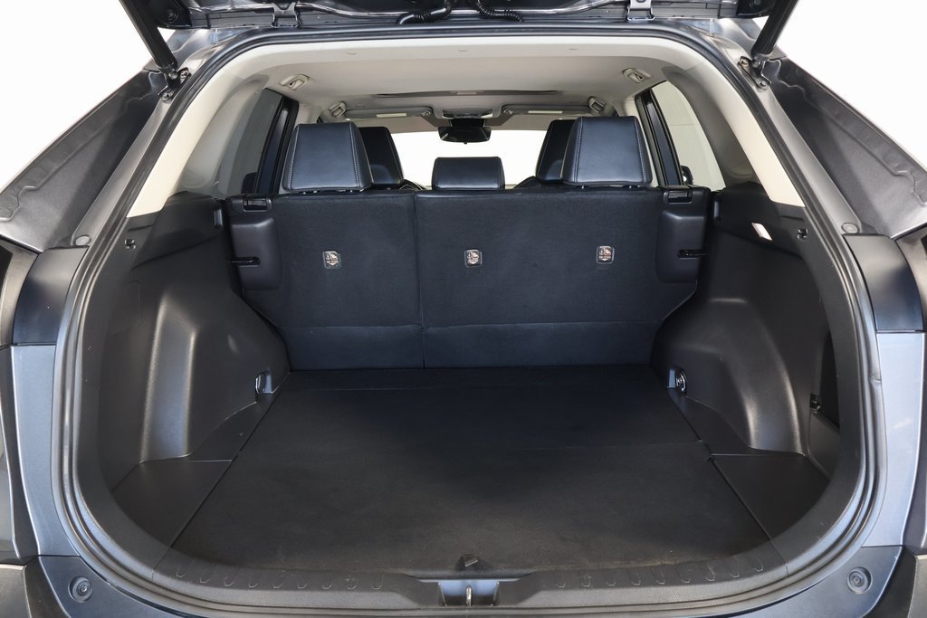 Used 2023 Toyota RAV4 XLE Premium FWD image 14