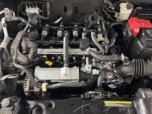 Used 2024 Nissan Kicks S image 31