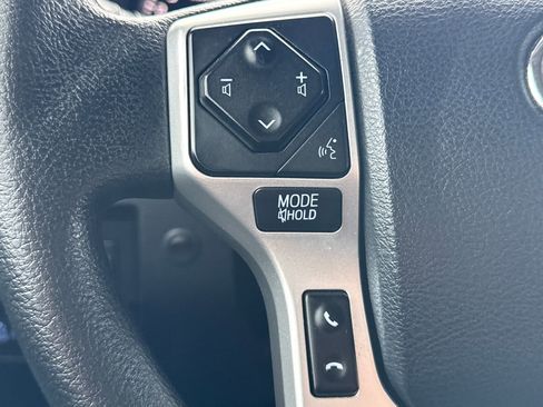 Used 2018 Toyota Tundra SR5 w/ TRD Off Road Package image 27