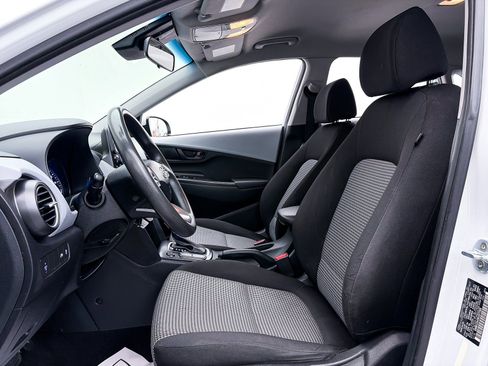 Used 2020 Hyundai Kona SE image 17