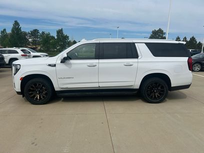 Used 2023 GMC Yukon XL SLT w/ SLT Premium Package