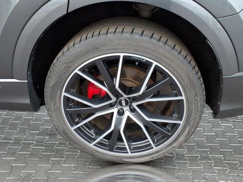 Used 2019 Audi Q8 Prestige w/ Year 1 Package image 14