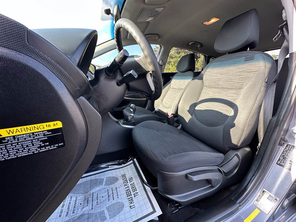Used 2016 Hyundai Accent SE FWD image 16