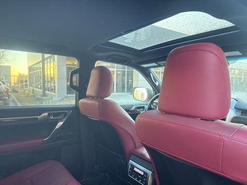 Used 2023 Lexus GX 460 Premium image 8