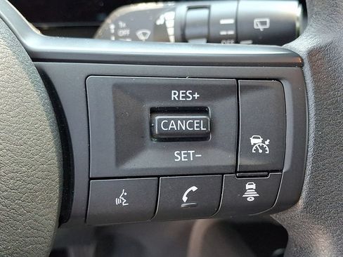 Certified 2025 Nissan Kicks S AWD/4WD image 22