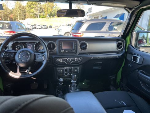 Used 2019 Jeep Wrangler Unlimited Sport S image 13