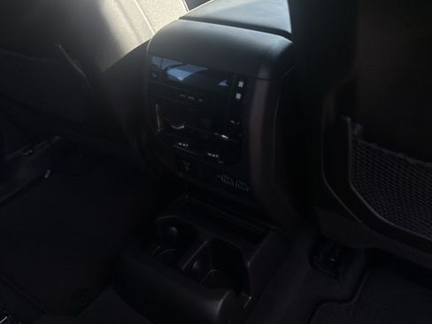 Used 2023 Jeep Grand Cherokee L Laredo AWD/4WD image 22