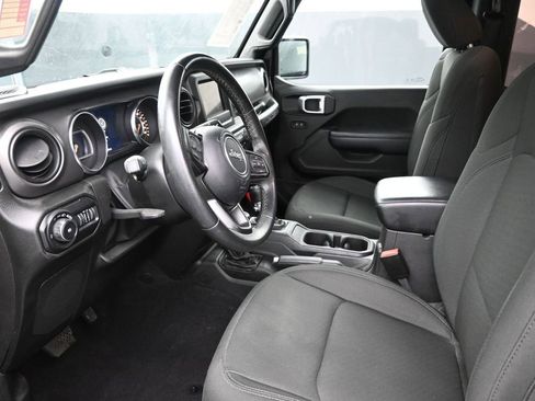 Used 2022 Jeep Wrangler Sport AWD/4WD image 11