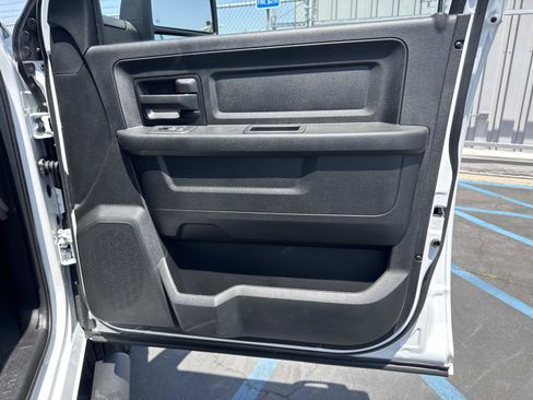 New 2026 RAM 3500 Tradesman AWD/4WD image 32