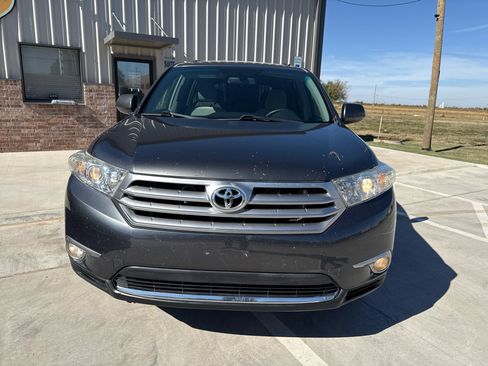 Used 2011 Toyota Highlander 4WD image 5