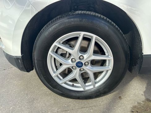 Used 2021 Ford Edge SEL w/ Convenience Package image 34