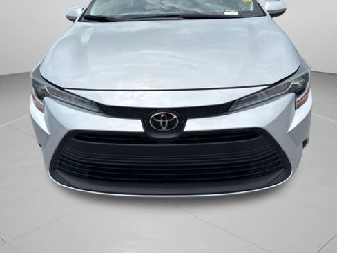 Used 2023 Toyota Corolla LE FWD image 27