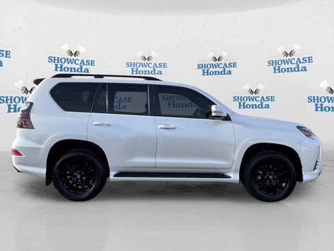 Used 2023 Lexus GX 460 w/ Black Line Special Edition AWD/4WD image 9