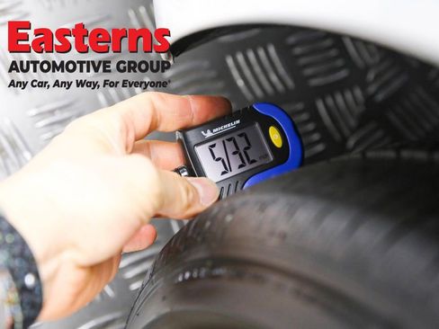 Used 2022 Tesla Model 3 Performance image 23