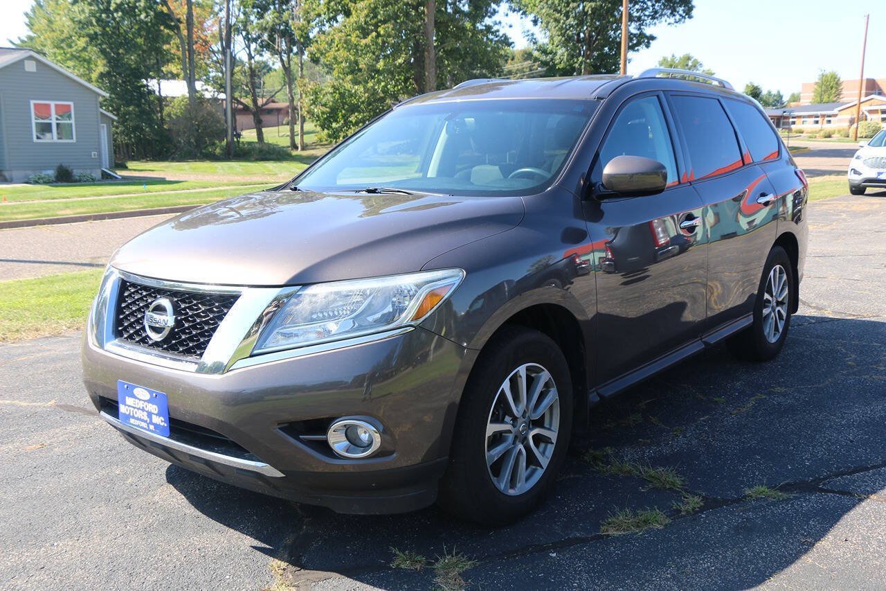 Used 2016 Nissan Pathfinder SV w/ Trailer Tow Package AWD/4WD image 10