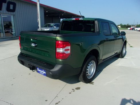 Used 2025 Ford Maverick XL AWD/4WD image 3