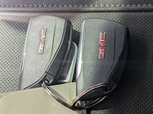 Used 2023 GMC Sierra 1500 SLT w/ SLT Premium Package image 31