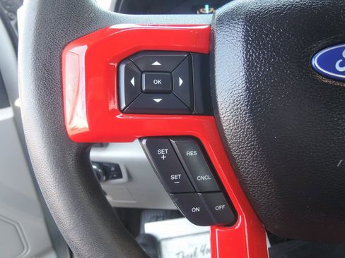 Used 2018 Ford F150 XLT image 16