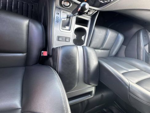 Used 2024 Nissan Murano SV AWD/4WD image 22