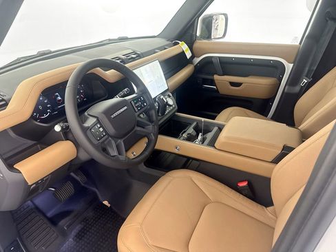 New 2026 Land Rover Defender 110 S AWD/4WD image 9