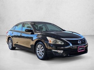 Used 2013 Nissan Altima 2.5 S video 3