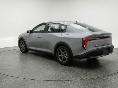 Used 2025 Kia K4 FWD image 6