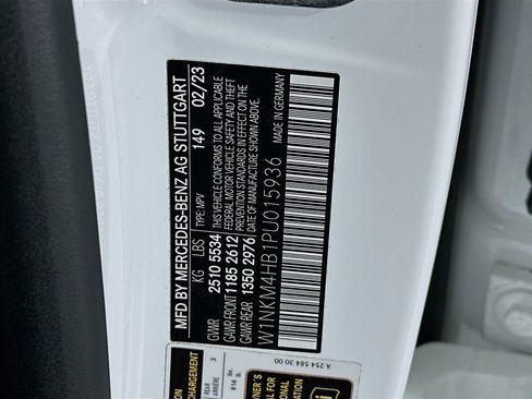 Used 2023 Mercedes-Benz GLC 300 4MATIC image 36