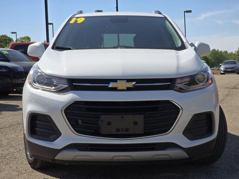Used 2019 Chevrolet Trax LT w/ LT Convenience Package FWD image 7