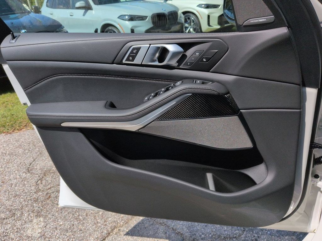 New 2026 BMW X5 M60i AWD/4WD image 31