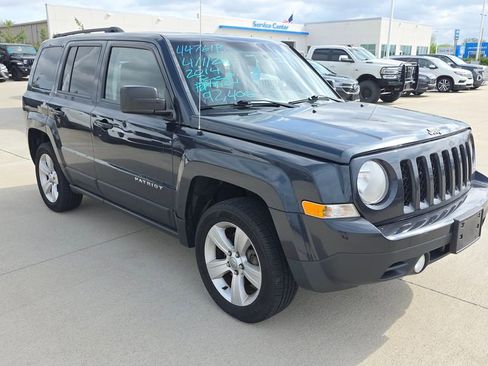 Used 2014 Jeep Patriot Latitude image 7
