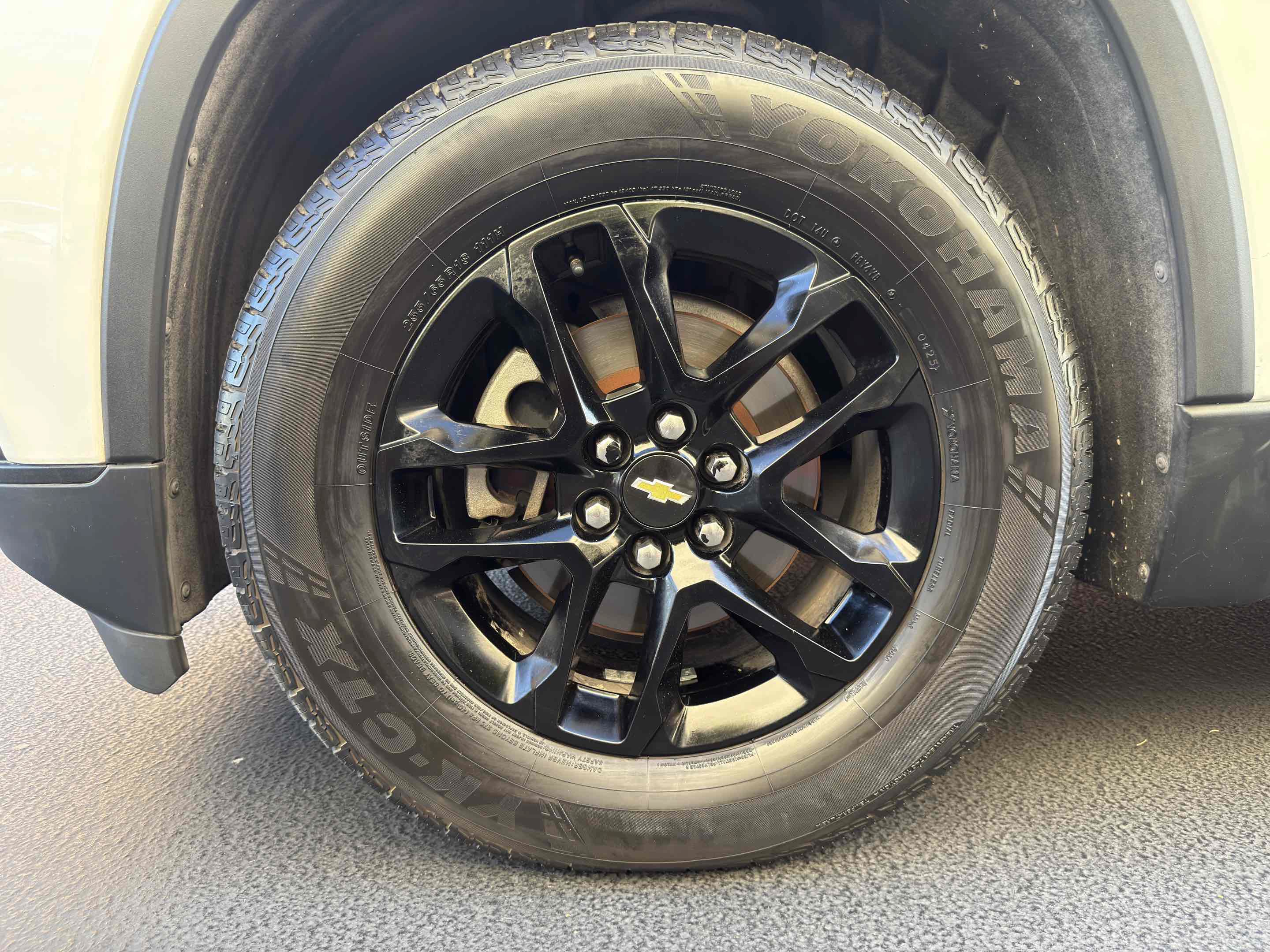 Used 2019 Chevrolet Traverse LS w/ LPO, Blackout Package FWD image 19